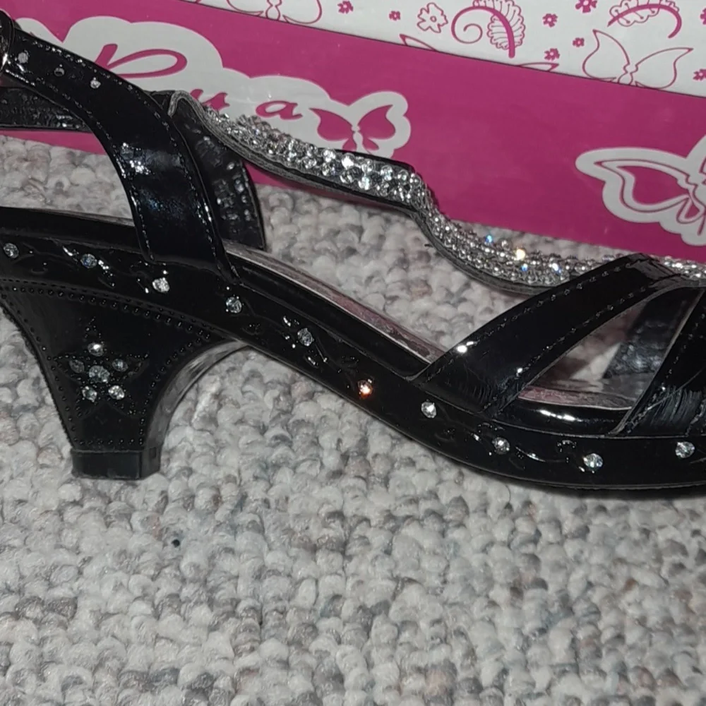 Girls Black Rhinestone Heels by Rya Size 3 - Picture 5 of 6
